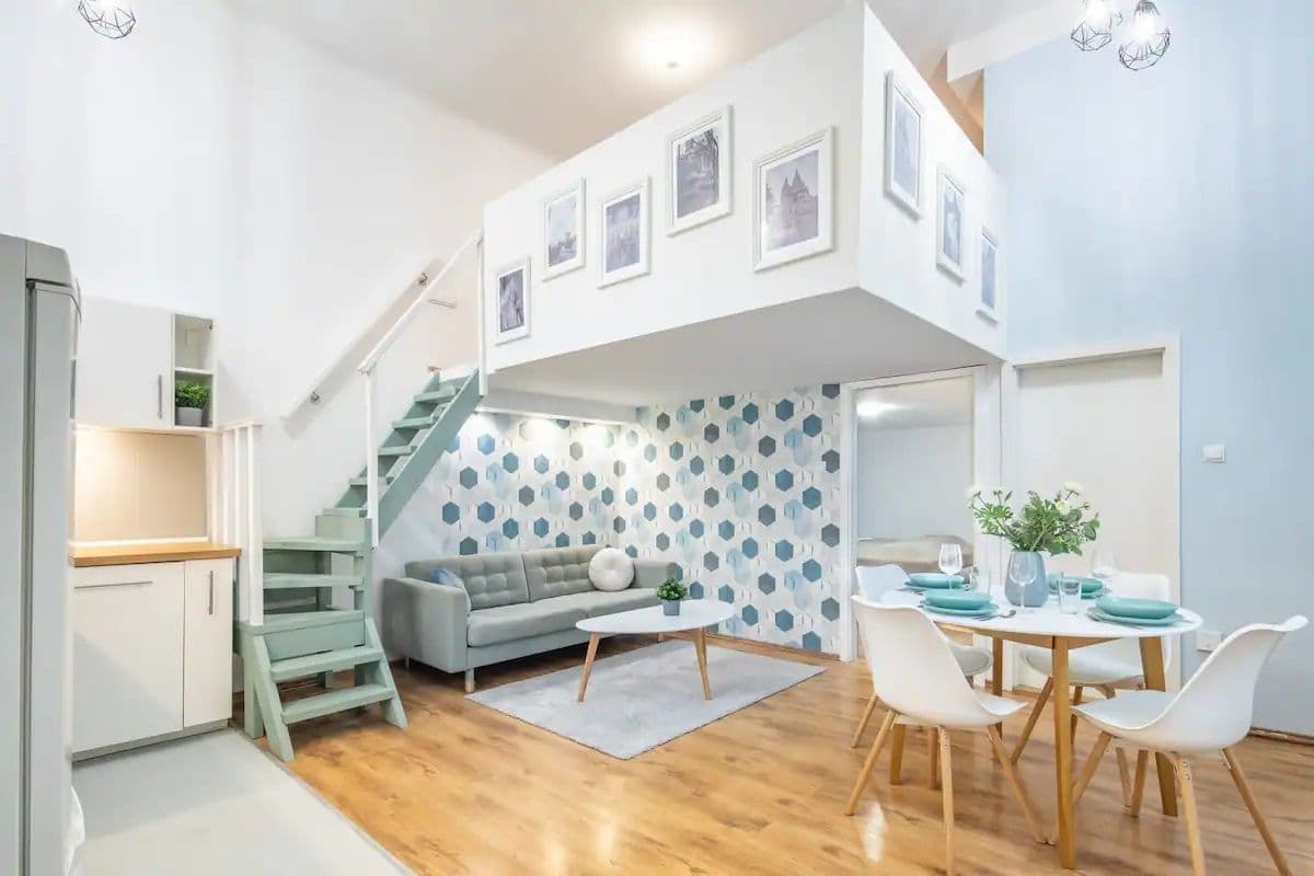 Charming Apartment with Airbnb license on Vörösmarty st.