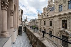 Luxury Designer Apartment with Balcony on Kígyó street