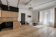Luxury Designer Apartment with Balcony on Kígyó street