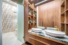 Luxury Apartment for Sale with balcony on Sütő street