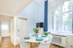 Charming Apartment with Airbnb license on Vörösmarty st.