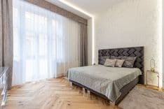 Timeless Elegance on Belgrád Rakpart