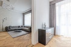 Timeless Elegance on Belgrád Rakpart